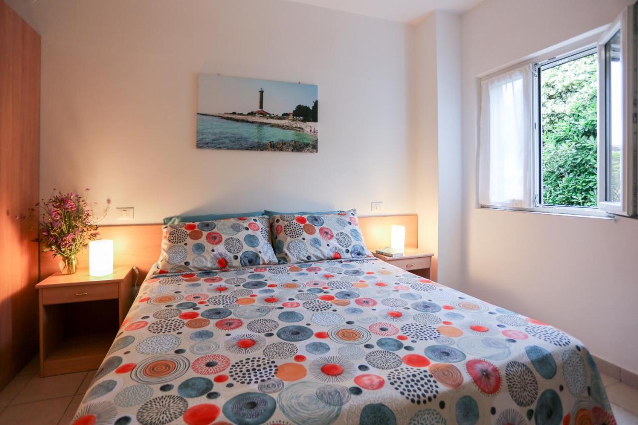 Apartments Eugenio Turizam سولين المظهر الخارجي الصورة